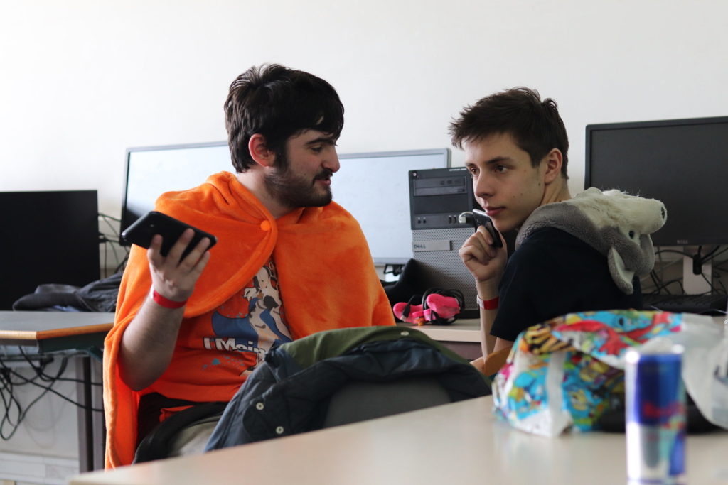 Rencontre entre joueurs